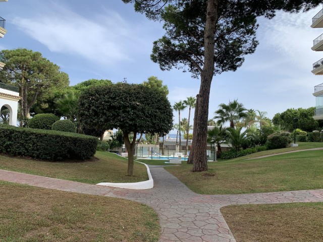 2 Bedrooms Apartment in Puerto Banús