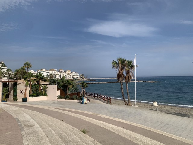 2 Bedrooms Apartment in Puerto Banús