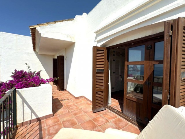 5 Sovrums Villa i Estepona