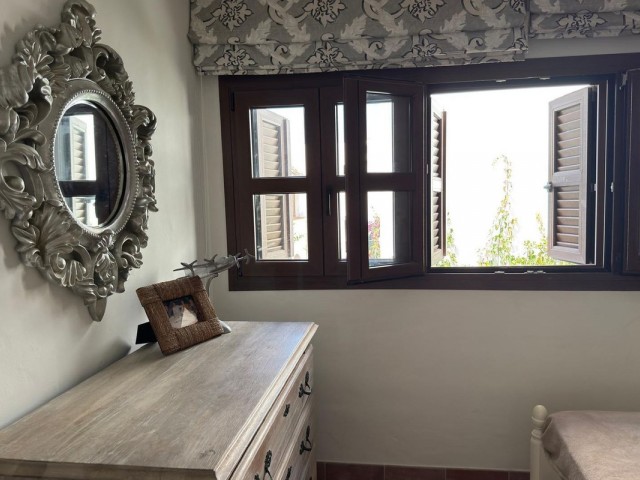 5 Sovrums Villa i Estepona