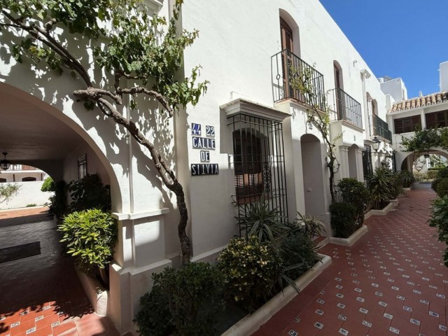 5 Sovrums Villa i Estepona