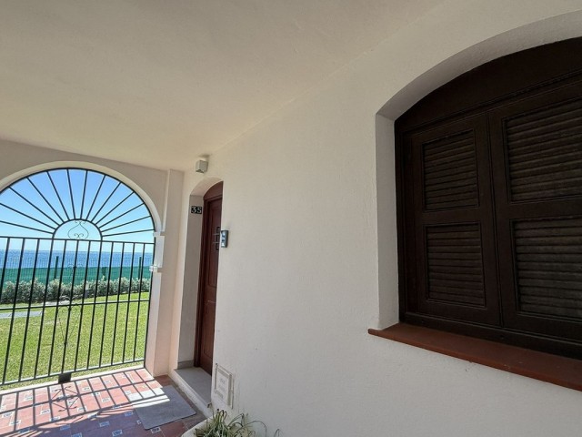 5 Sovrums Villa i Estepona