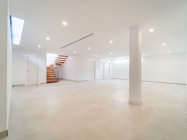 4 Makuuhuoneen Huvila La Capellania