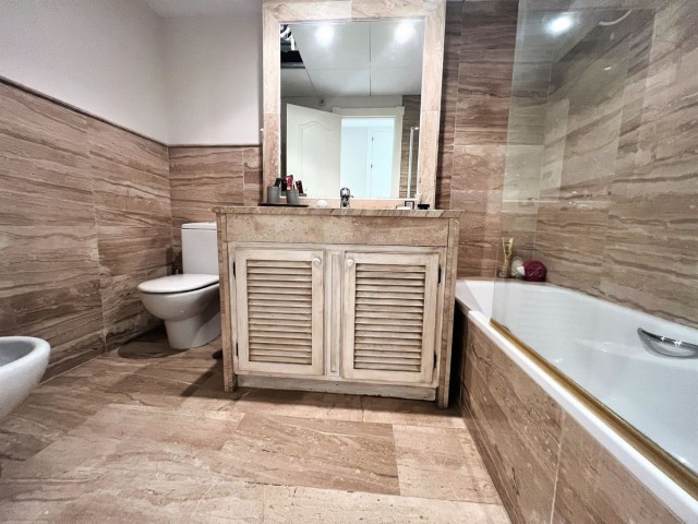 3 Bedrooms Apartment in Guadalmina Baja