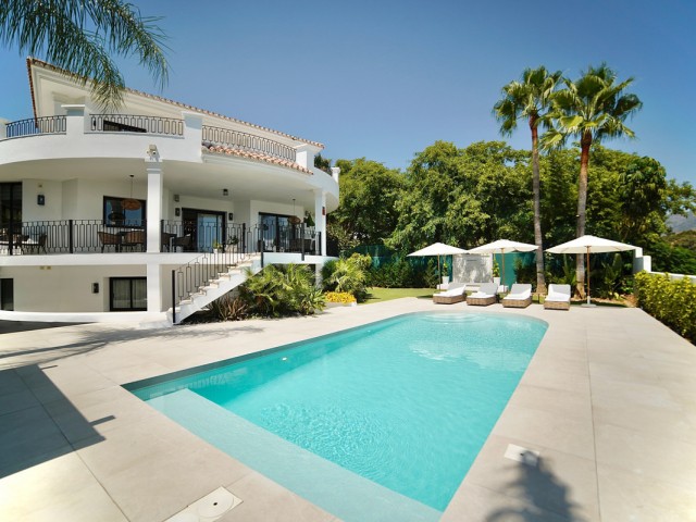 Villa avec 5 Chambres  à La Quinta