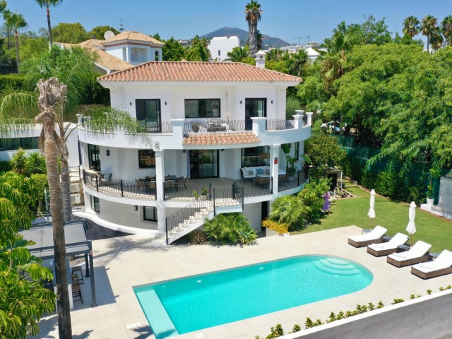 Villa avec 5 Chambres  à La Quinta
