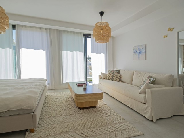 Maison mitoyenne avec 3 Chambres  à El Chaparral