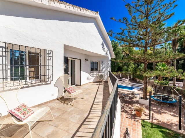 Villa avec 3 Chambres  à El Coto