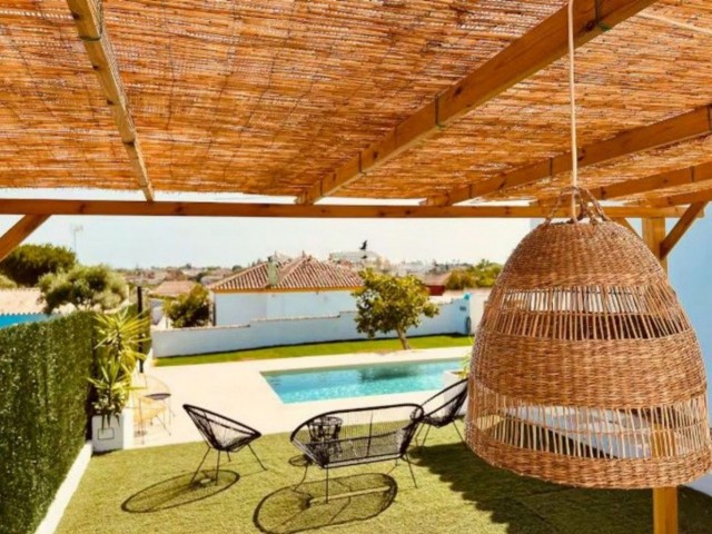 3 Sovrums Villa i Estepona