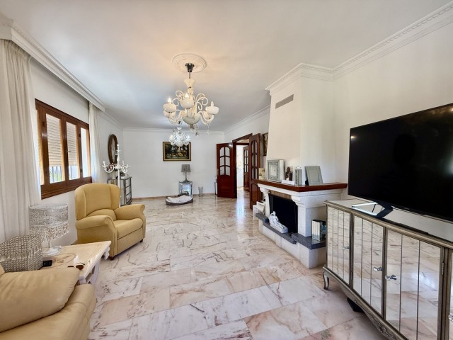 3 Bedrooms Villa in Benalmadena