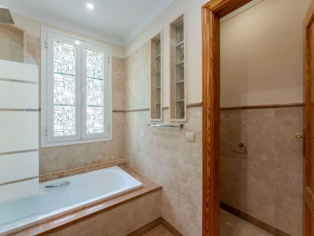 3 Bedrooms Villa in Mijas