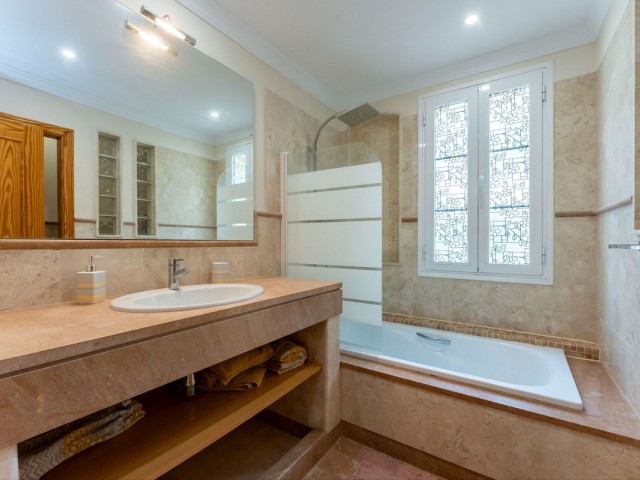 Villa avec 3 Chambres  à Mijas