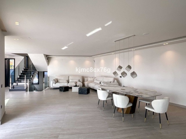 5 Sovrums Villa i El Faro