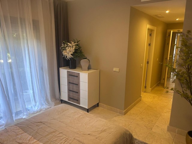 3 Bedrooms Apartment in Benahavís