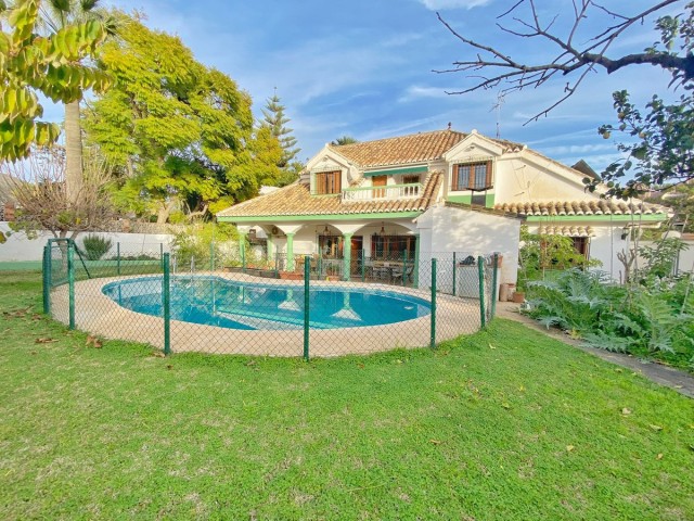 5 Soveroms Villa i Marbella