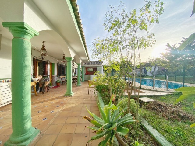 5 Soveroms Villa i Marbella