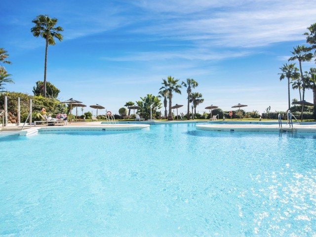 3 Bedrooms Apartment in Puerto Banús