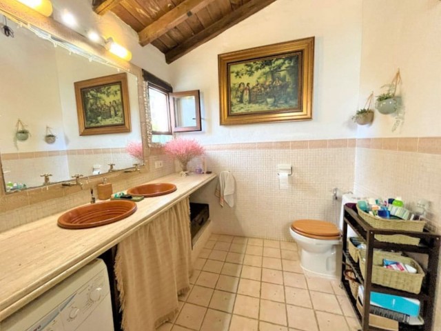 Villa avec 2 Chambres  à Selwo