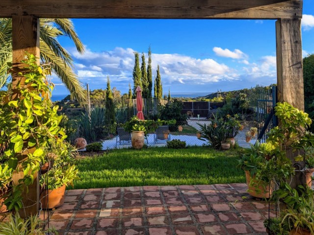 Villa avec 2 Chambres  à Selwo