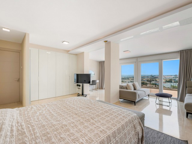 4 Schlafzimmer Villa in Nueva Andalucía