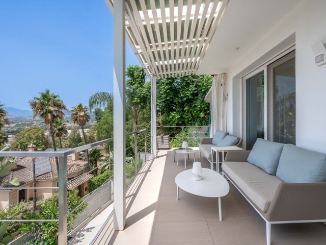 4 Schlafzimmer Villa in Nueva Andalucía