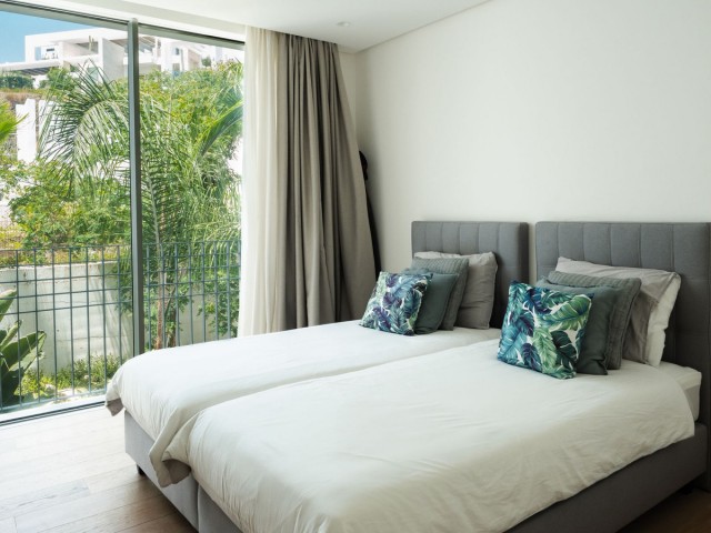 Appartement avec 3 Chambres  à Marbella