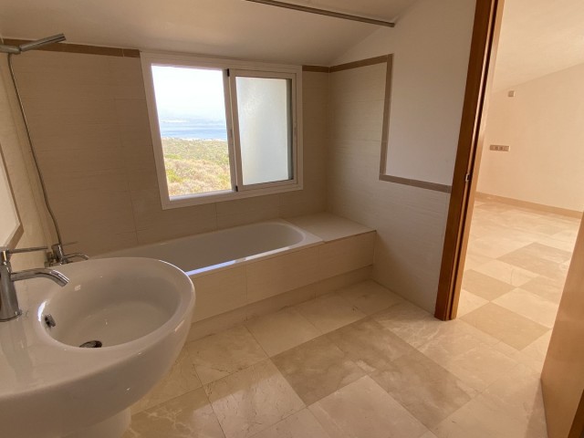 3 Bedrooms Townhouse in Manilva