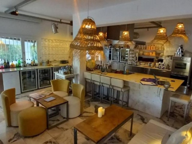 5 Soveroms Villa i Mijas