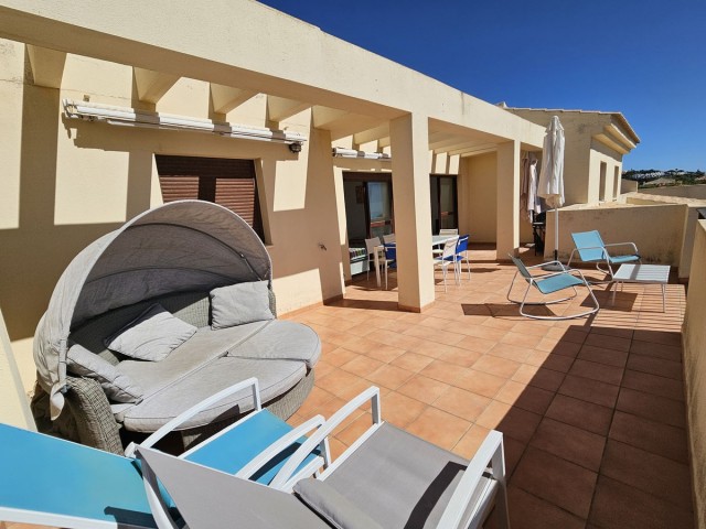 Penthouse in Casares Playa