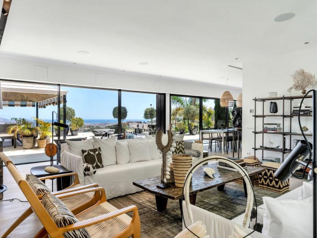 5 Bedrooms Villa in La Mairena