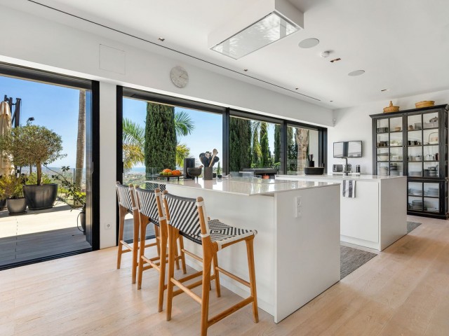 5 Bedrooms Villa in La Mairena