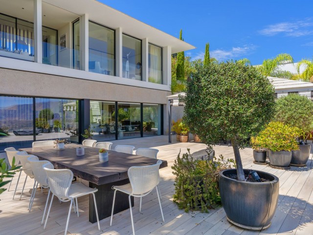 5 Bedrooms Villa in La Mairena