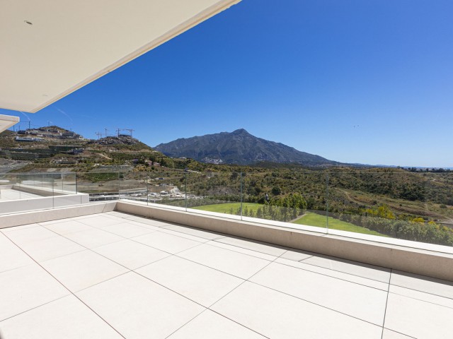 3 Bedrooms Apartment in Benahavís
