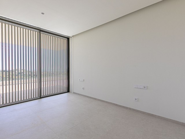 3 Bedrooms Apartment in Benahavís