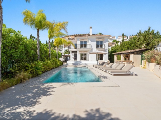 5 Soveroms Villa i Nueva Andalucía