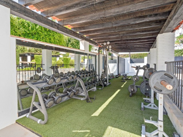 5 Soveroms Villa i Nueva Andalucía