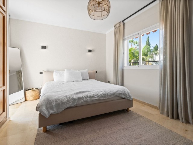 5 Soveroms Villa i Nueva Andalucía