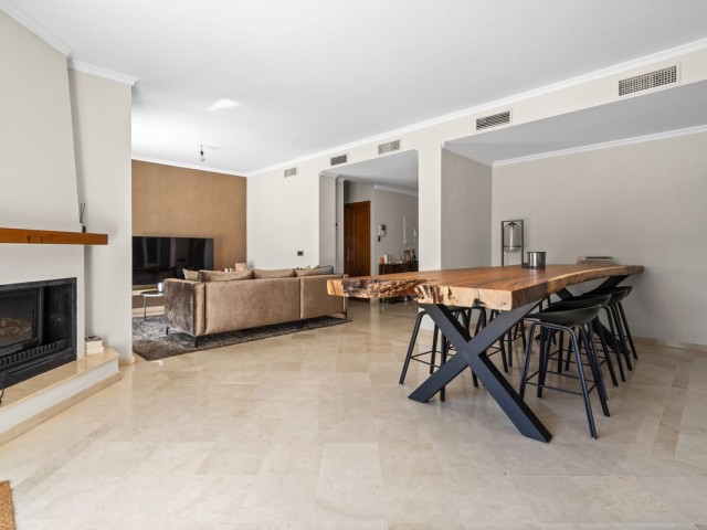 5 Slaapkamer Villa in Nueva Andalucía