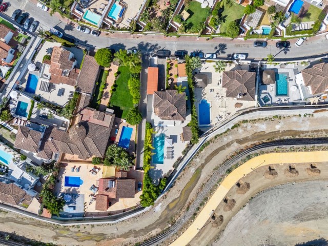 5 Slaapkamer Villa in Nueva Andalucía