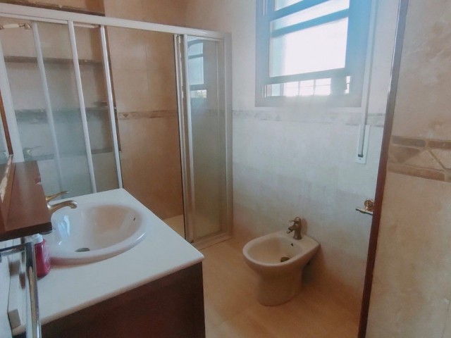 4 Soveroms Villa i Marbella