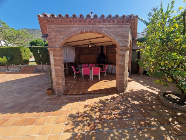 4 Sovrums Villa i Alhaurín de la Torre
