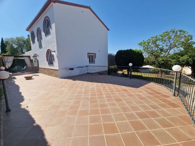 4 Sovrums Villa i Alhaurín de la Torre