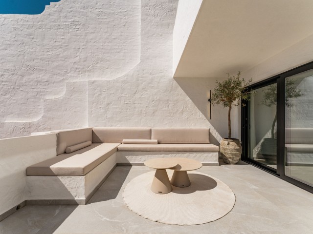 3 Bedrooms Apartment in Benahavís