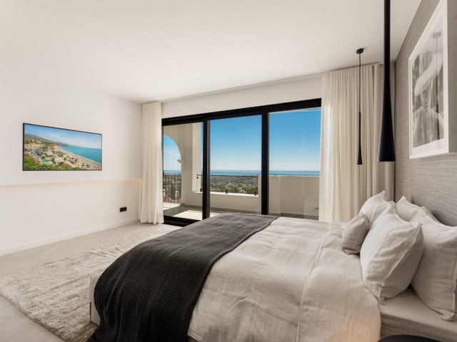 3 Bedrooms Apartment in Benahavís