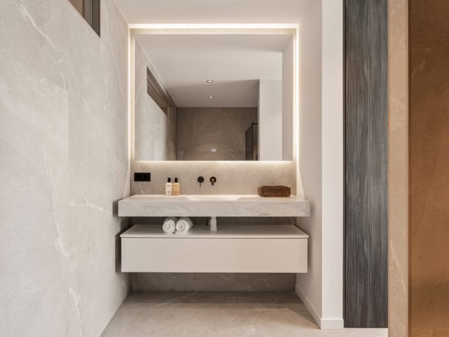 3 Bedrooms Apartment in Benahavís