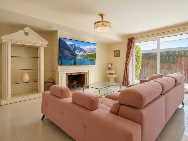 4 Bedrooms Townhouse in El Paraiso