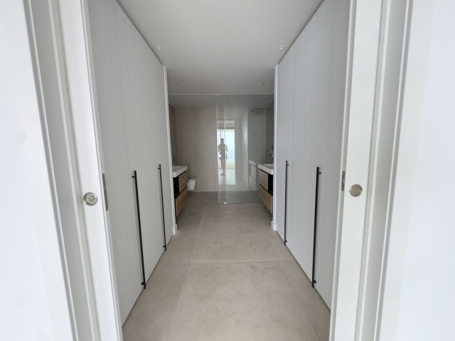 2 Slaapkamer Appartement in Higueron
