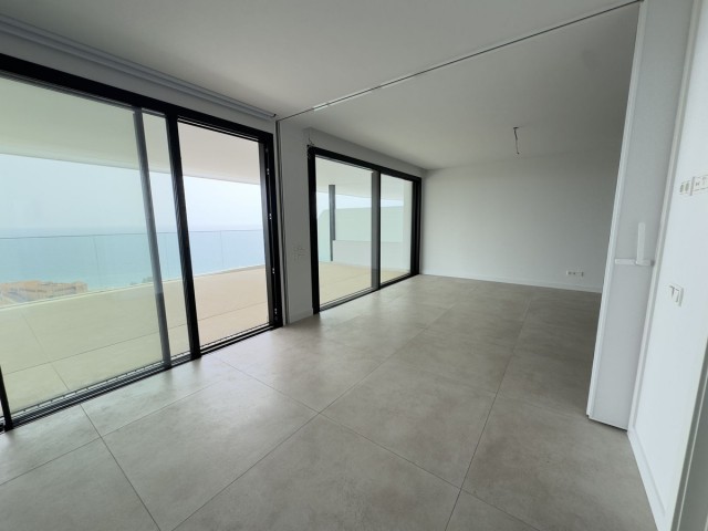 2 Slaapkamer Appartement in Higueron