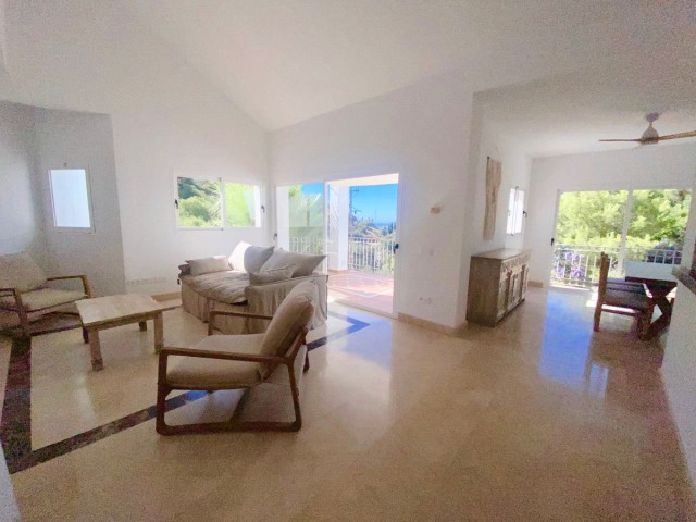 3 Makuuhuoneen Rivitalo Istán