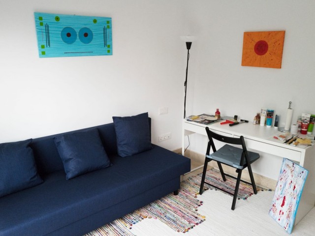 Maison mitoyenne avec 3 Chambres  à Istán